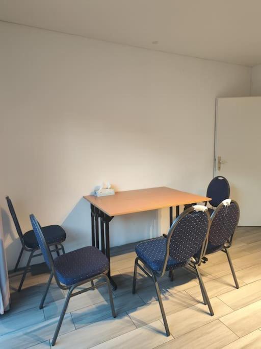 Apartament Mit Garten *